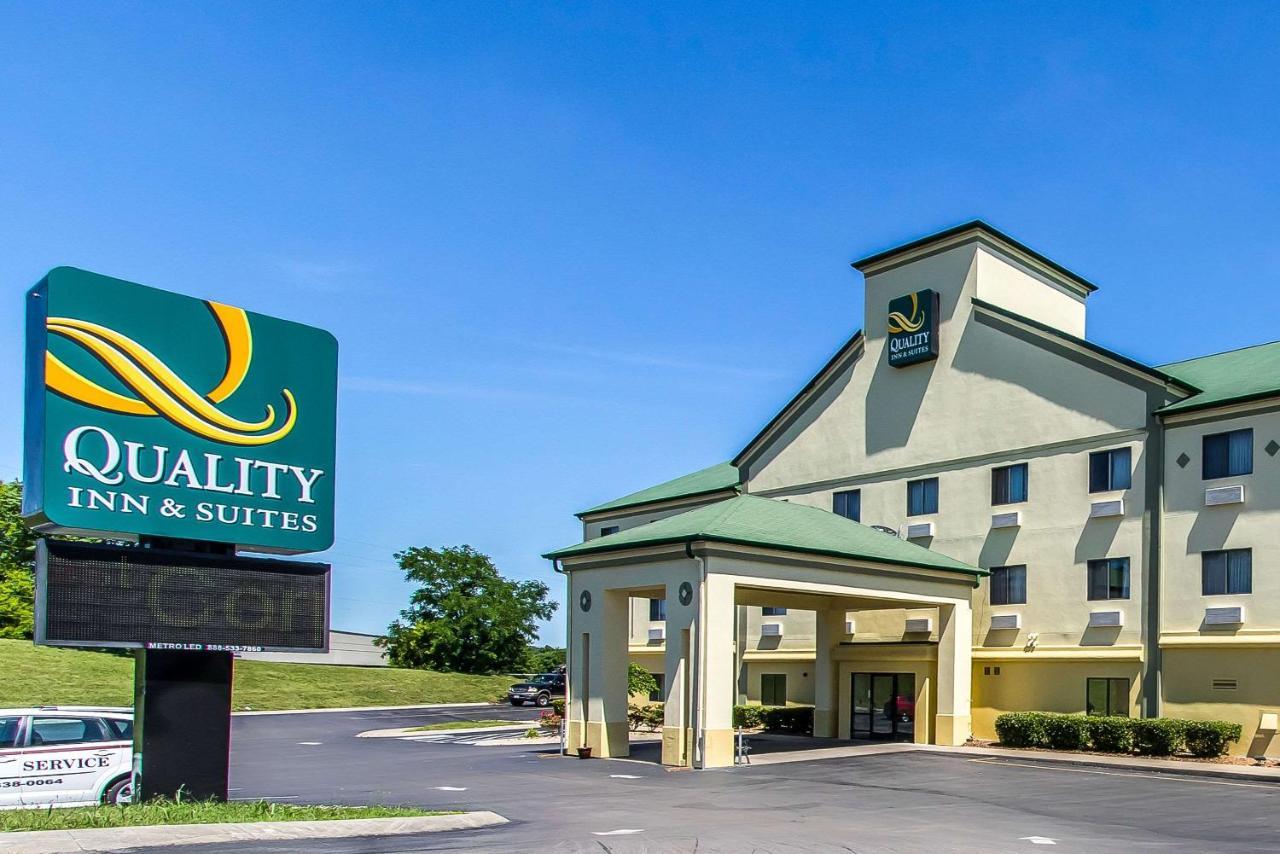 Quality Inn & Suites La Vergne Exterior photo