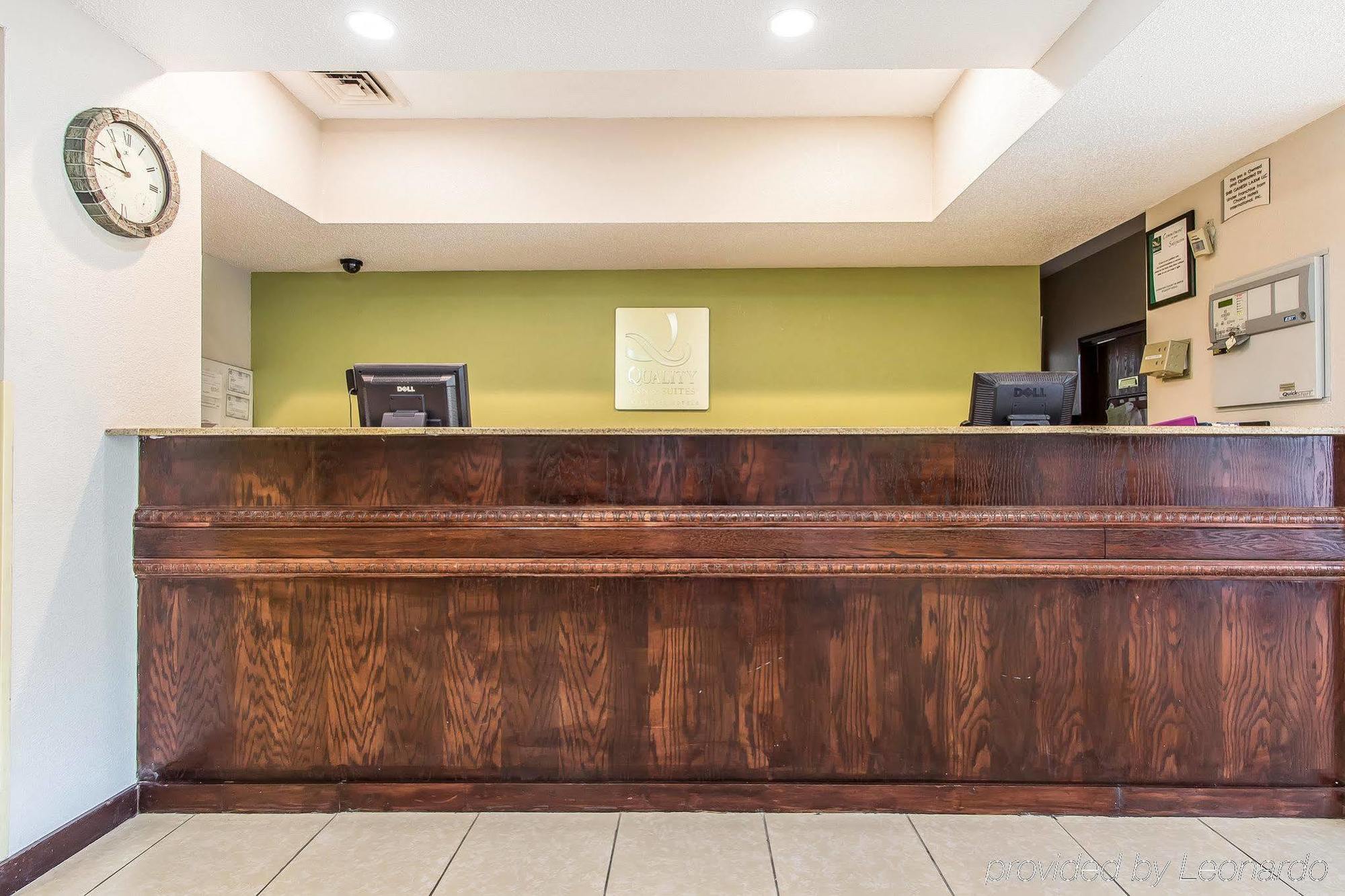 Quality Inn & Suites La Vergne Exterior photo